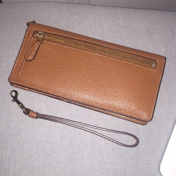 Coach slim wallet in pebble leather - Picture 3 of 8